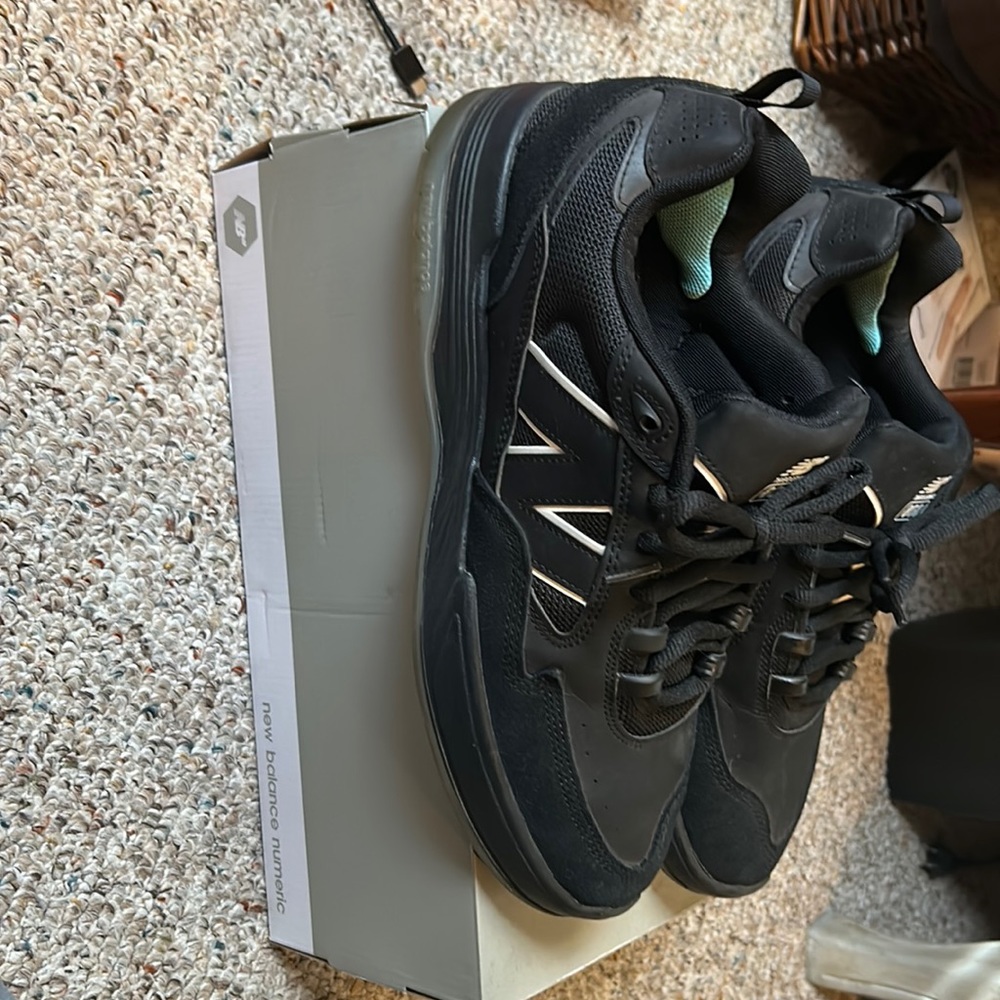 Men’s size 12 new balance 808